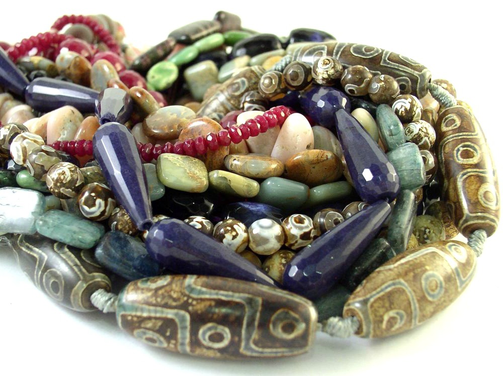 beads-gemstone.jpg beads-gemstone.jpg