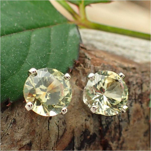 Montana Sapphire Stud Earrings, Bicolor, Limited Edition