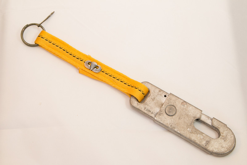 Bravo 9 Static Line Snap Hook Keychain