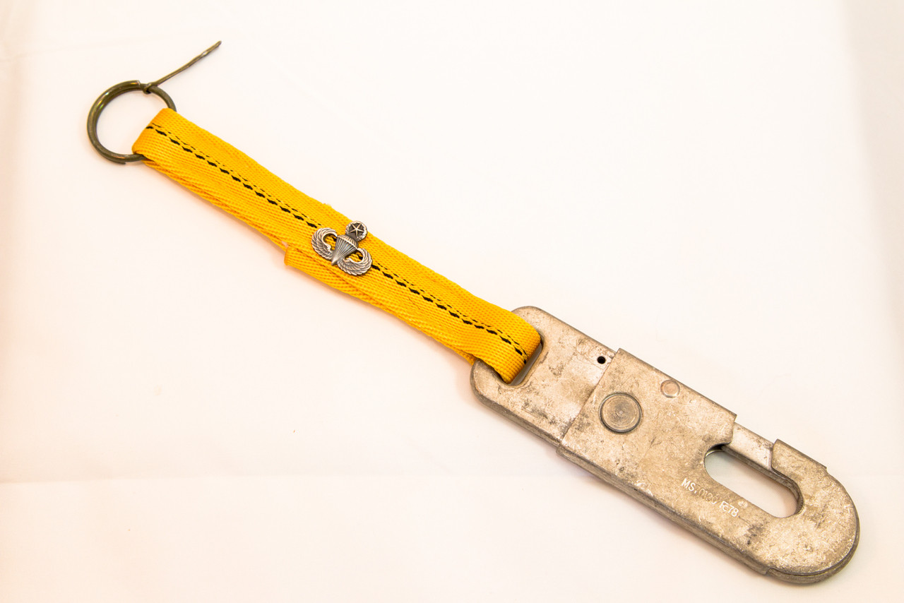 Bravo 9 Static Line Snap Hook Keychain