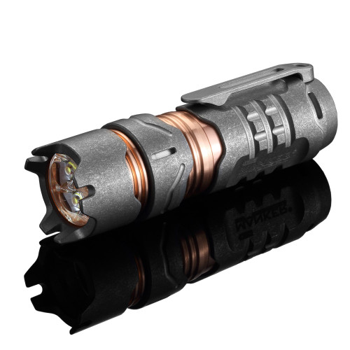 Manker Timeback II Burnt Titanium 予備テール付 Manker Timeback II 2200 Lumen Titanium Spinner Flashlight is