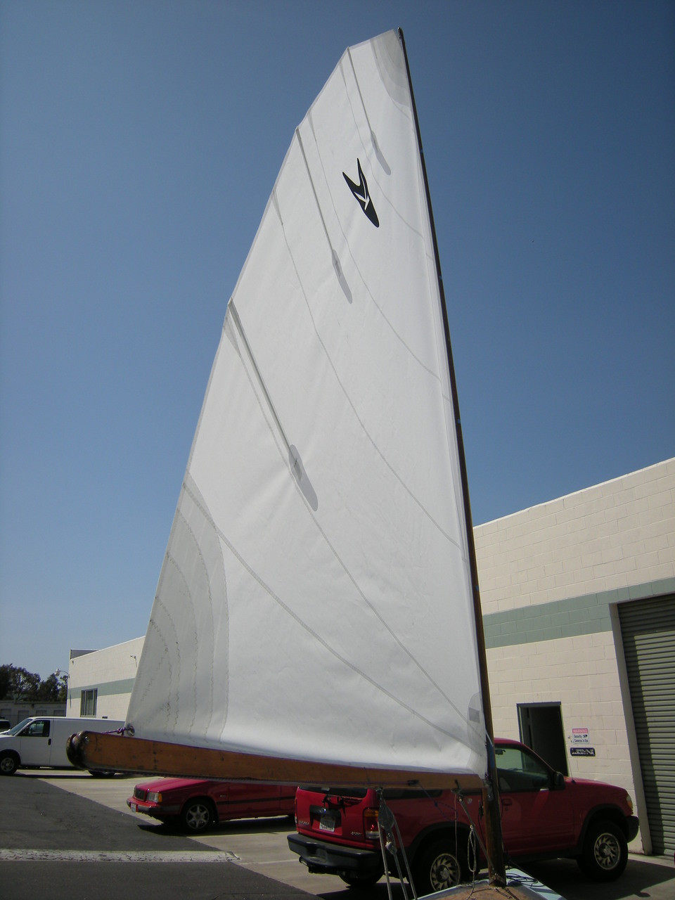 Kite Mainsail White SLO Sail and Canvas