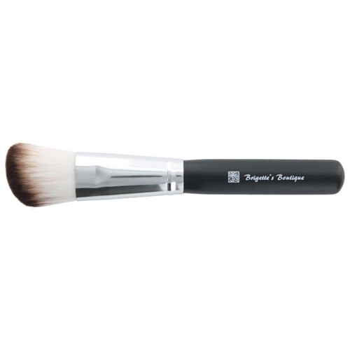 Brigette's Boutique Angled Top Synthetic Long Handle Kabuki