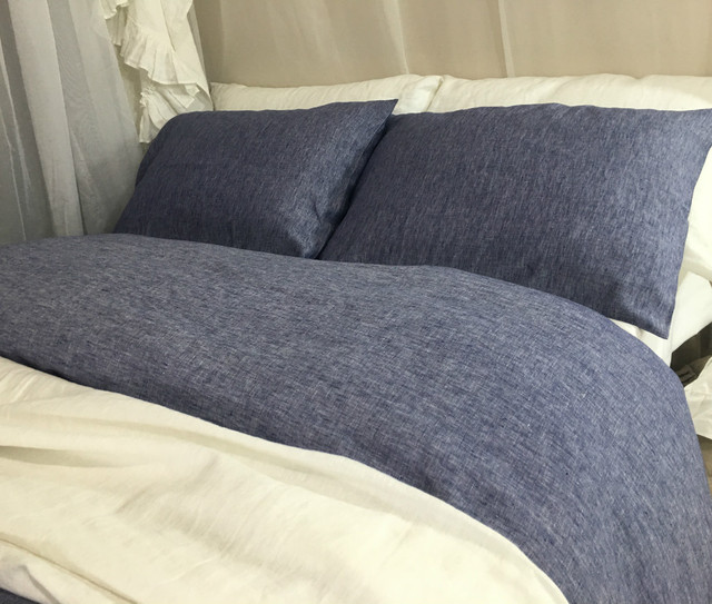 Denim duvet Denim bedding makes a unique addition to one of the coziest rooms of the house. With bold colors and soft, smooth fabrics, denim bedding is the perfect cross between both softness and hardness. Lauren by Ralph Lauren offers a collection of bedding for those people who are university bound.