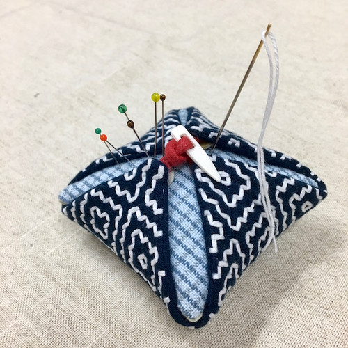 The Persimmon Flower Pincushion Hitomezashi (One Stitch) Kit
