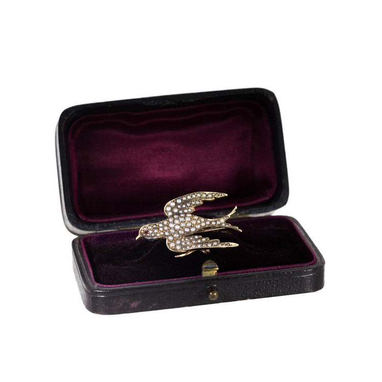 Antique Swallow Brooch Set with Seed Pearls in 14 Ct Gold