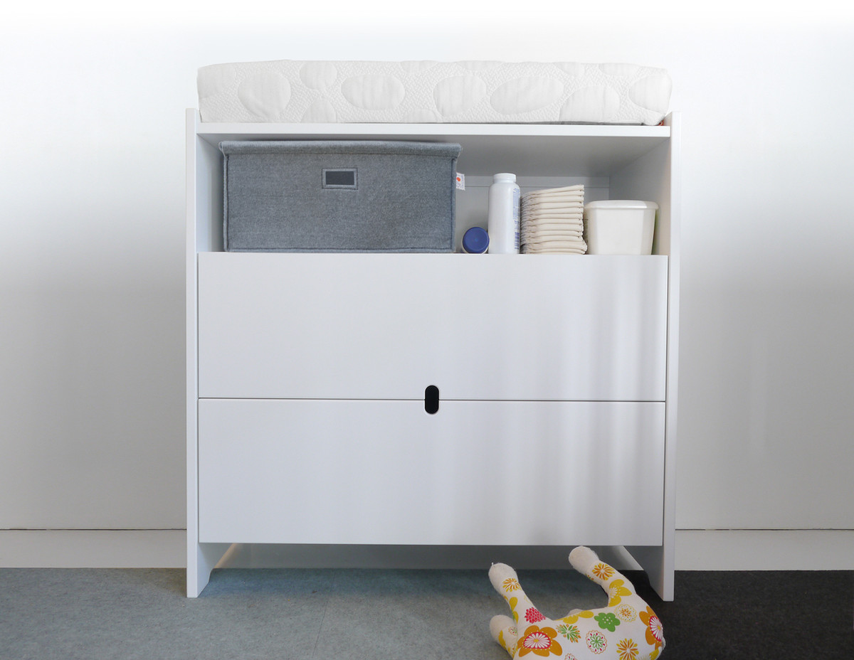 Oliv Dresser with Felt Bin and Nook Changing Pad
