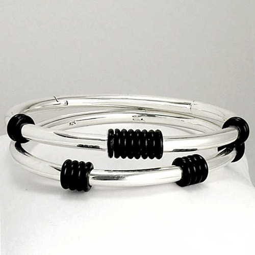 Bangle Bracelet Smooth in Sterling Silver