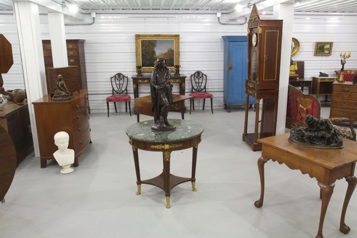 shop-images02.jpg Silla Fine Antiques Showroom