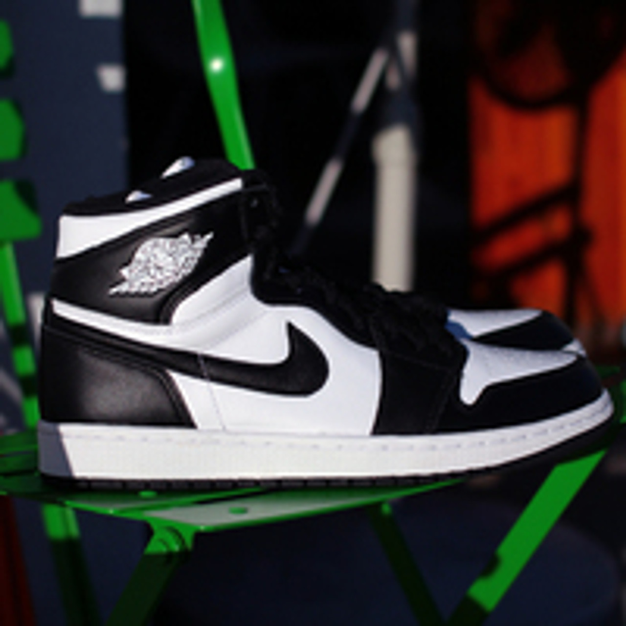 jordan retro 1 high black