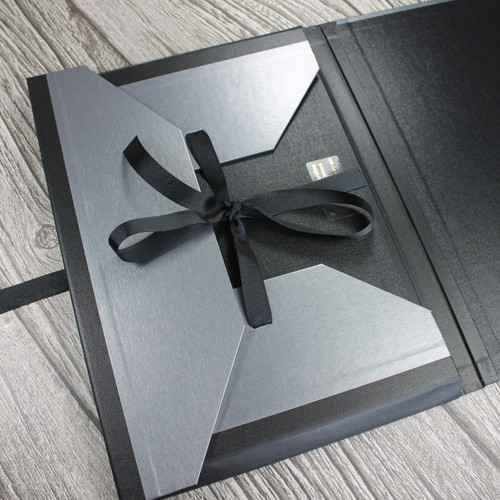 A2 Brushed Steel & Black Art Portfolio / Cachet Portfolio