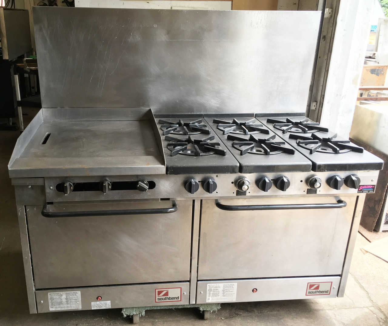 SOUTHBEND 60" RANGE, 6 BURNERS, 24" GRIDDLE