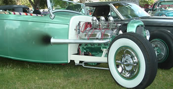 Crossbar Hubcaps on an Amazing Hot Rod
