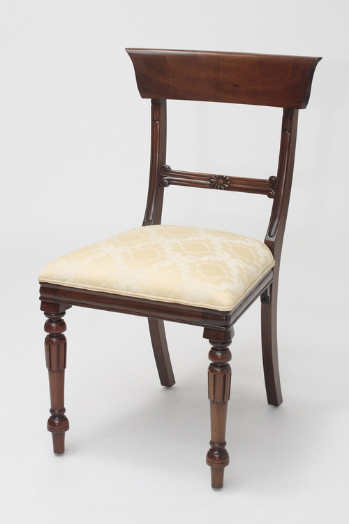 Regency Side Chair Laurel Crown