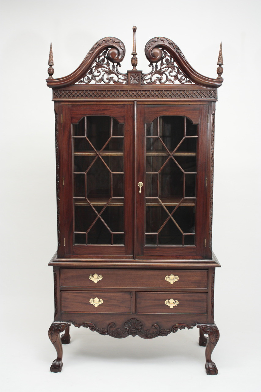 Highboy China Laurel Crown