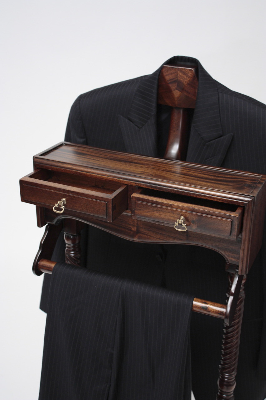 Mens Valet Stand Laurel Crown Mens Valet Stand Laurel Crown