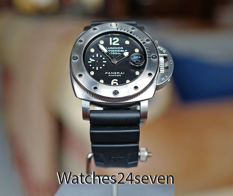 TimeZone TZ Showcase FS PANERAI PAM 1055 Sub PAM 118 Ti PAM