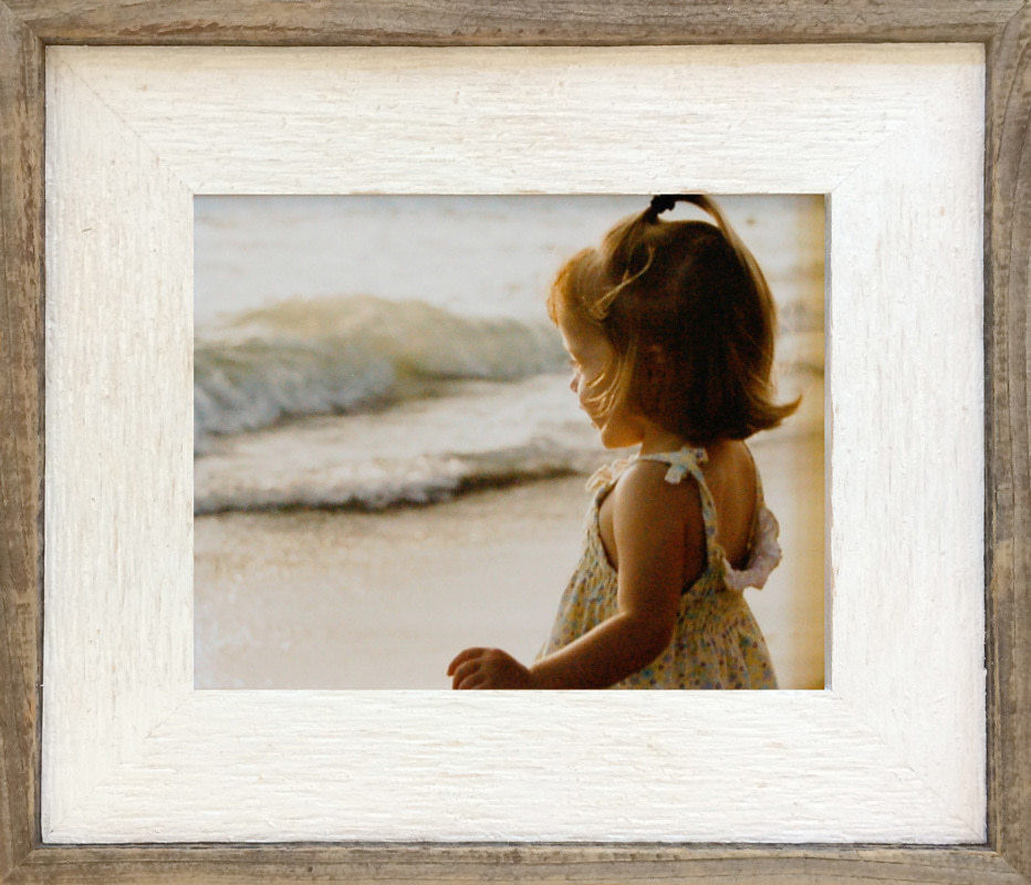 Barnwood Picture Frame with Whitewash Finish, Size 18x24 Reclaimed Wood