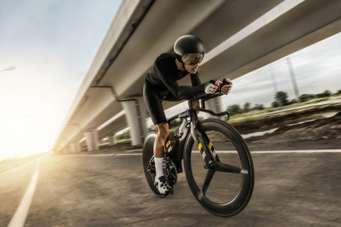 Aerodynamics in Triathlon