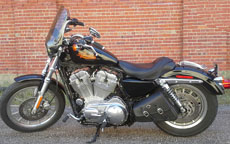 Harley-Davidson Sportster w/ Swing Arm Solo Bag