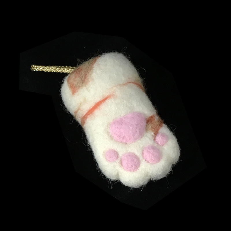Lucky Cat Paws 3 by plushPLAY