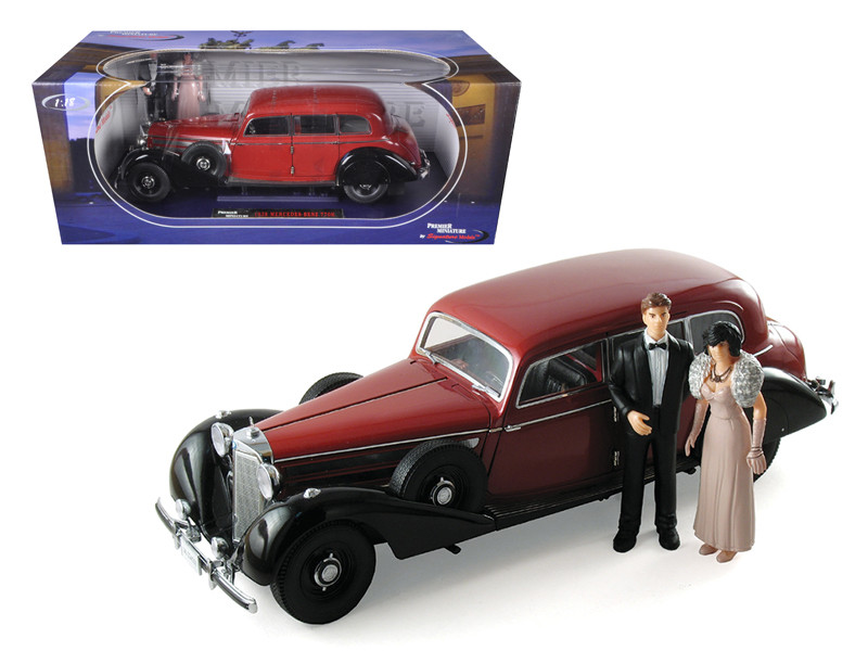 1938 mercedes 770k burgundy with 2 figures bride and gr