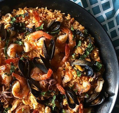 spanish-paella-saffron.jpg