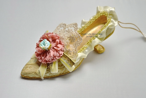 Katherine's Collection Table Display Shoe