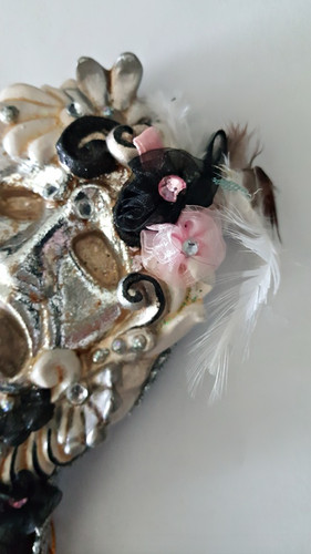 Katherine's Collection Face Hand Mirror Display
