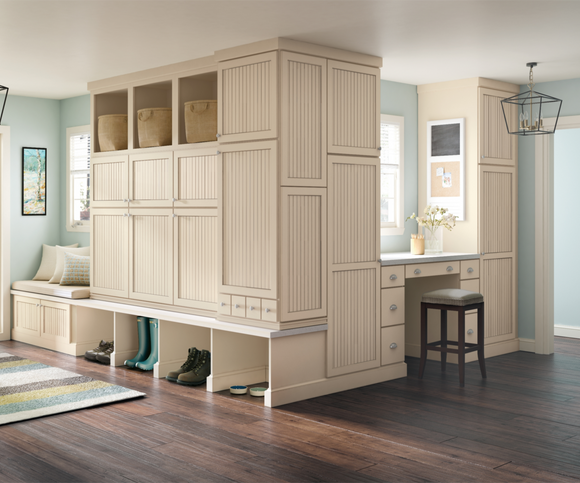 Cardell Kitchen Cabinets - Lakeridge Full Overlay in ...