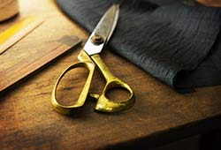 Custom cut shades made in Amish Country Custom cut room shades made in Amish Country, Ohio