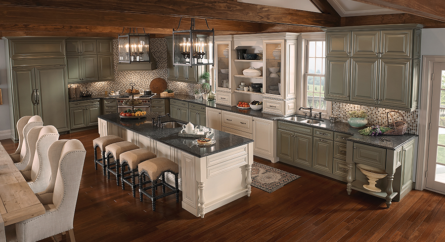 5 Most Popular Kitchen Layouts - KraftMaid