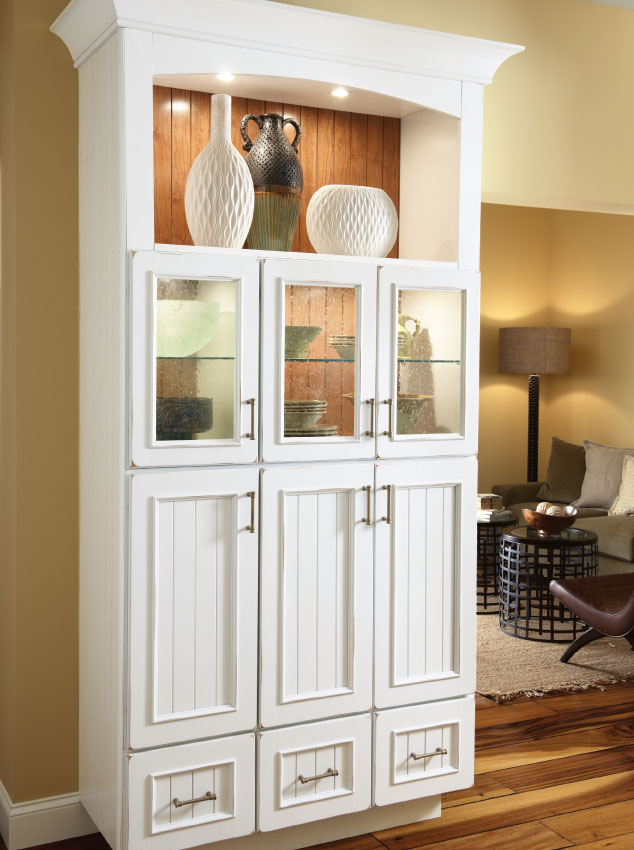 KraftMaid Cabinetry dove white hutch