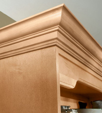Classic Crown Molding in Natural Maple - KraftMaid