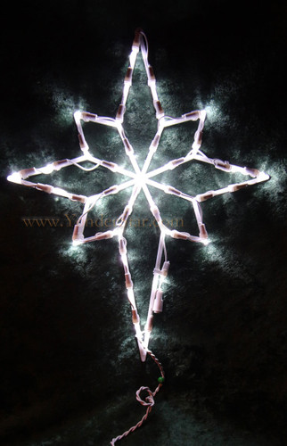 18" Lighted Outdoor Star White LED Lights