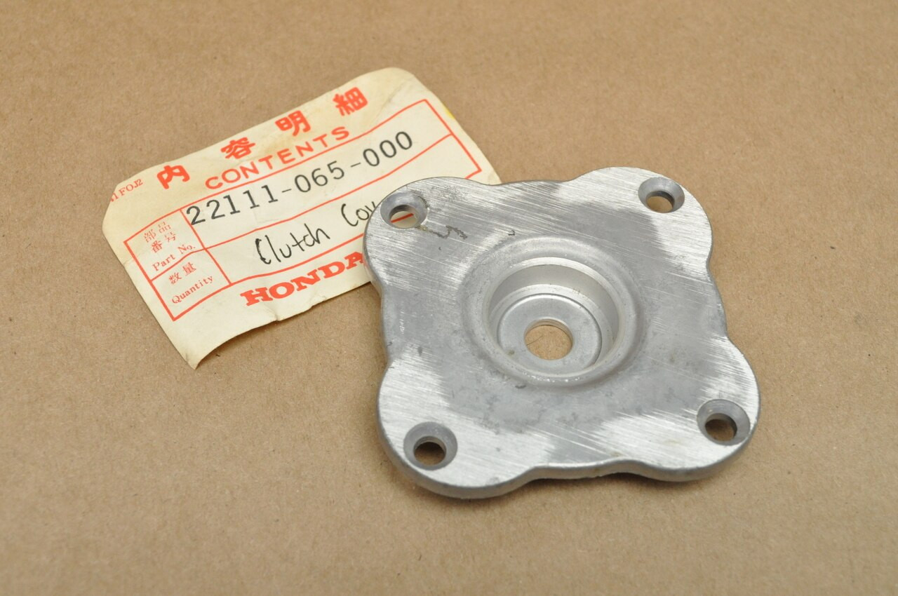 NOS Honda CL70 CT70 SL70 XL70 Outer Clutch Cover 22111065000 NOS