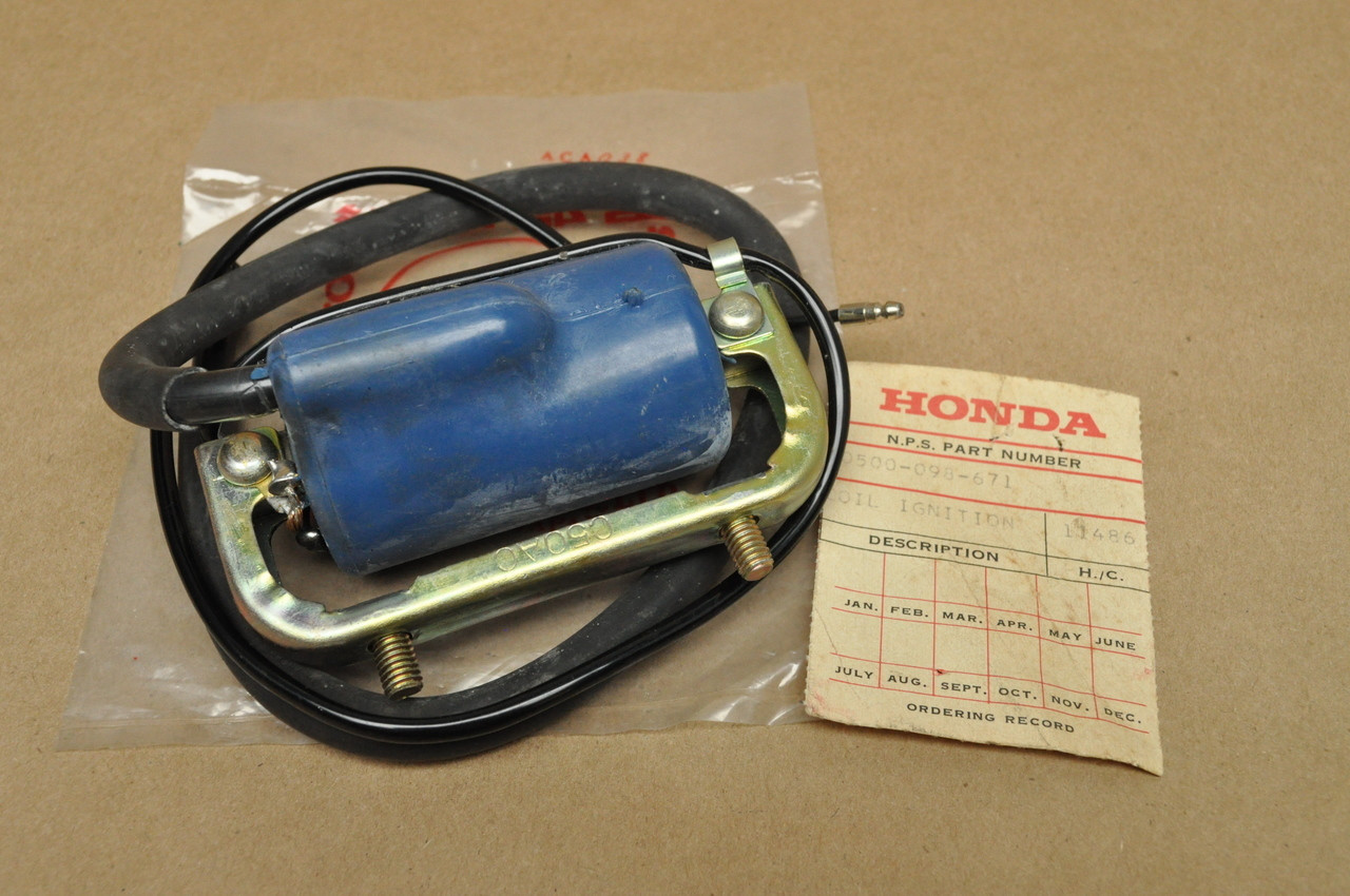 NOS Honda CT70 K0K4 CT70H Ignition Coil & Spark Plug Wire 30500098