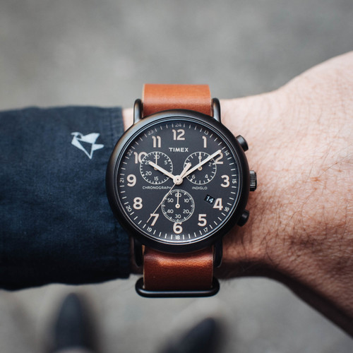 During the s, Timex scored a hit with the hand-wound Marlin® watch. Sensing the time was right for a reissue, Timex launched a highly successful update to the original in with a classic hand-wound mechanical movement.